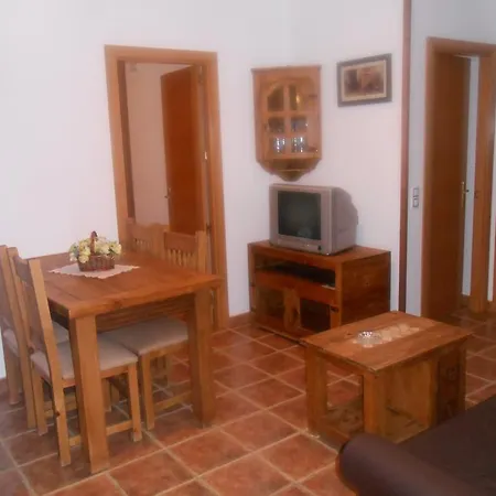 Aparthotel Maria 2*